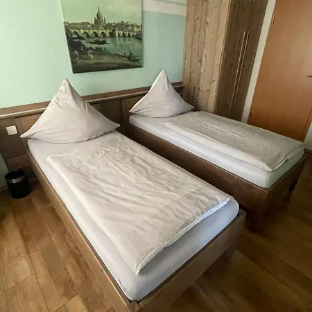 Gaestezimmer Zum Sonnenhof Zahna-Elster