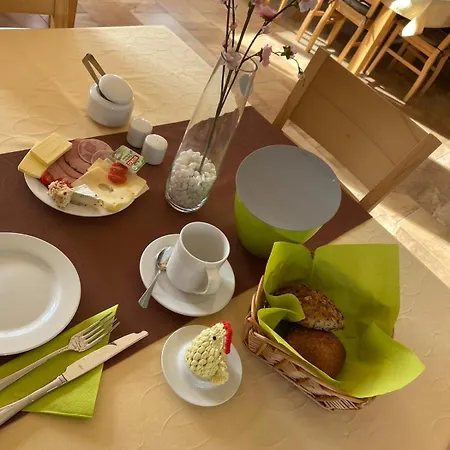 Gaestezimmer Zum Sonnenhof