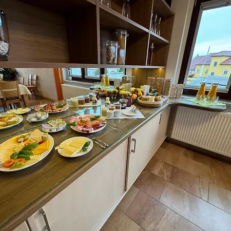 Gaestezimmer Zum Sonnenhof 3*